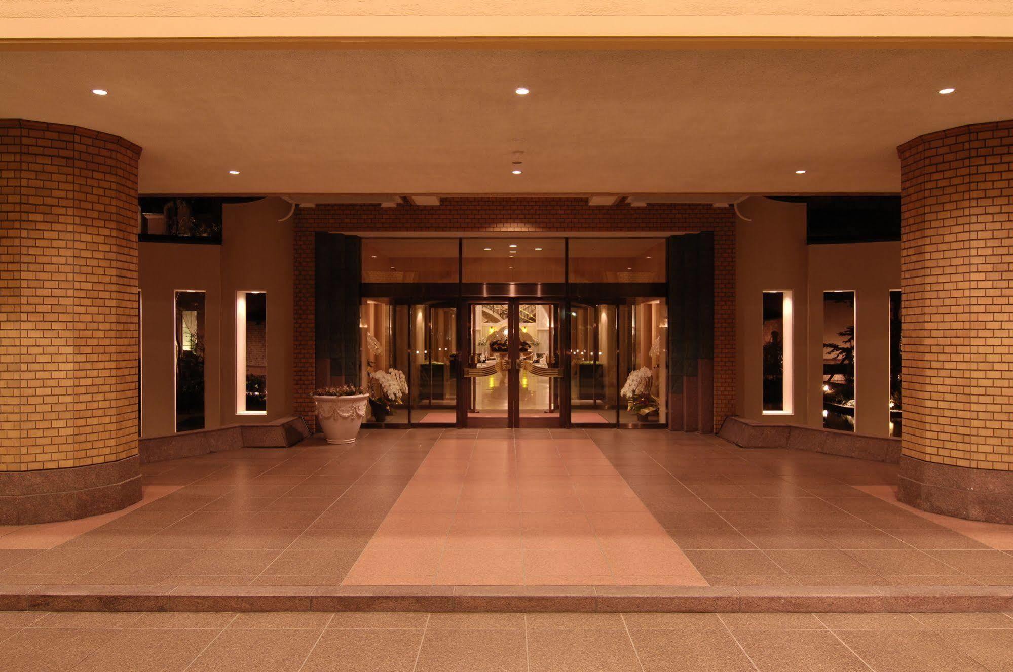 Royal Oak Hotel Spa & Gardens Otsu Exterior foto